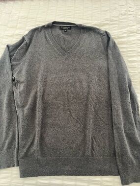 Banana Republic Men's V-Neck Sweater - Gray Size M EUC